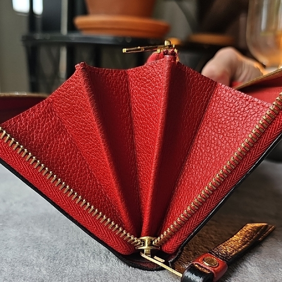 Limited Edition Louis Vuitton Black Leather Monogram Long Wallet - Picture 11 of 14